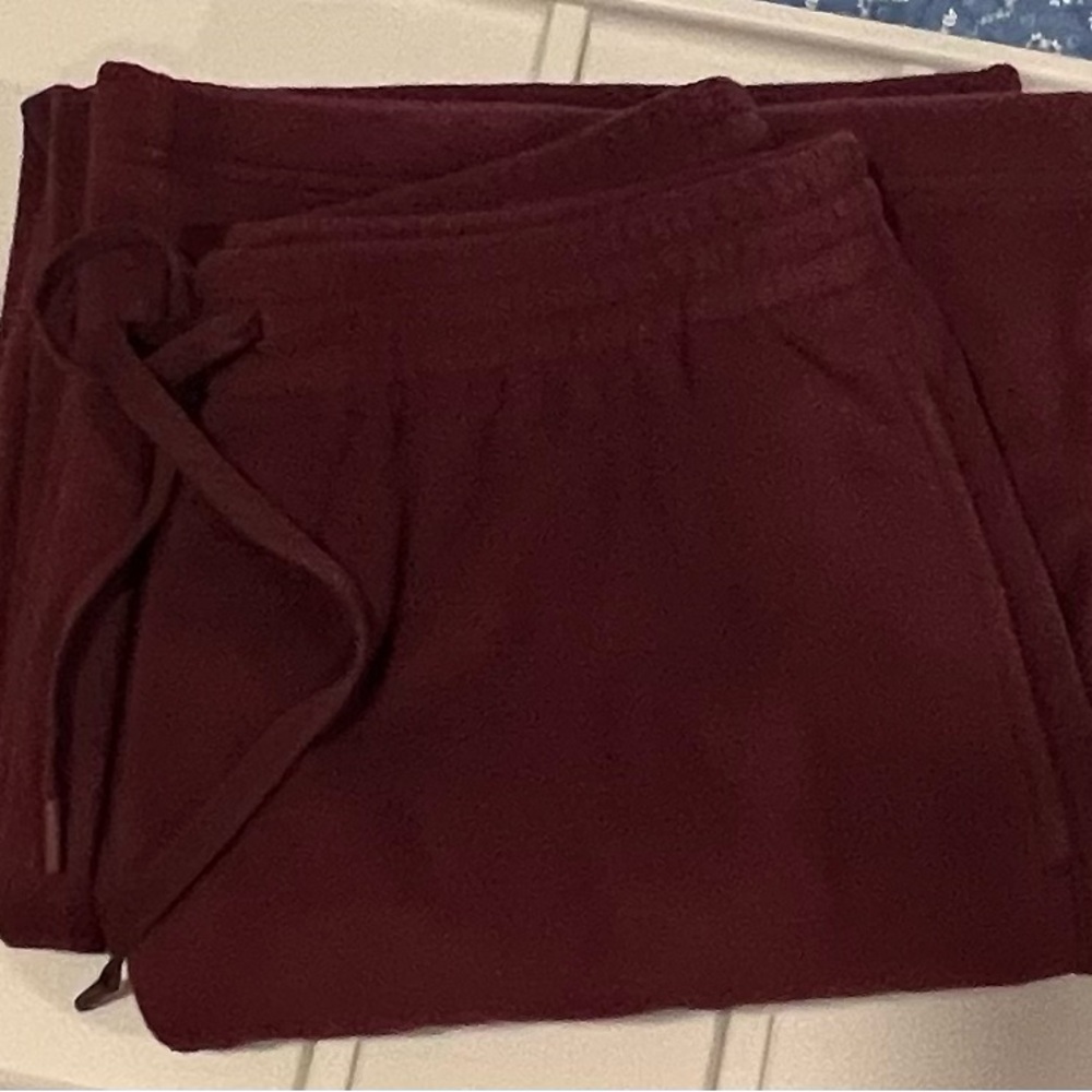 PINK Victoria's Secret Wide Leg Cargo Pants in Deep Burgundy - Picture 6 of 6